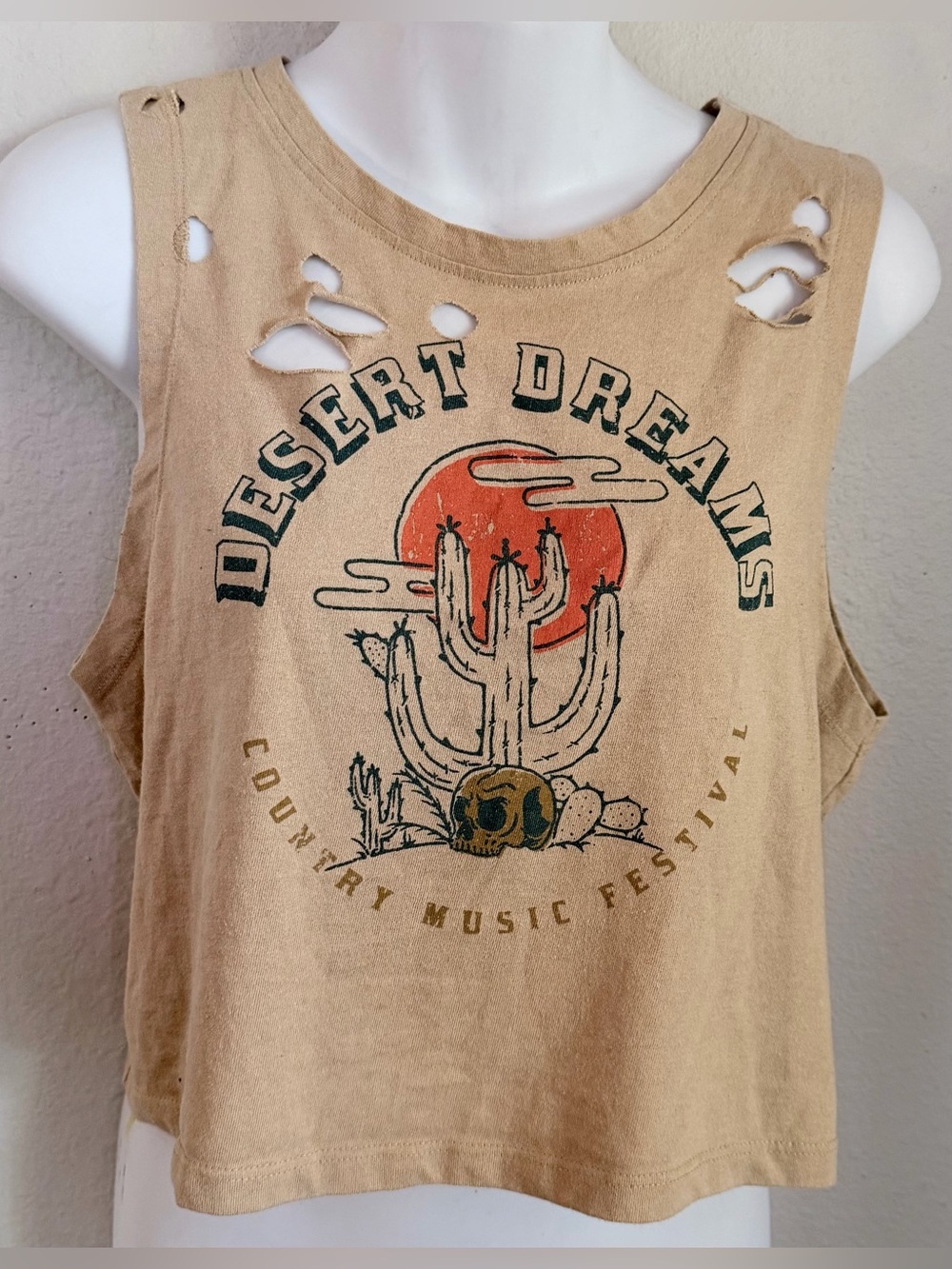 Desert Dreams Country Music Festival Distressed Tan Crop Sleeveless Tshirt L